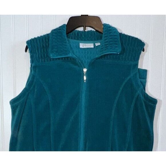 D & Co Active Suit Teal Zipper Vest Pockets Flare Pants With Pockets Set Size LP - Picture 4 of 9